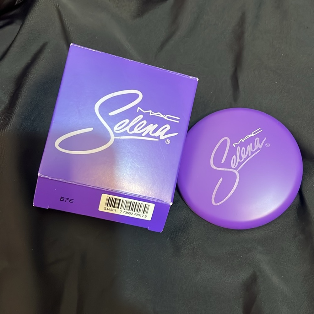 Mac Selena Powder Blush Techno Cumbia by M.A.C Full Size 10g/0.35 Oz. New in box - Picture 3 of 7